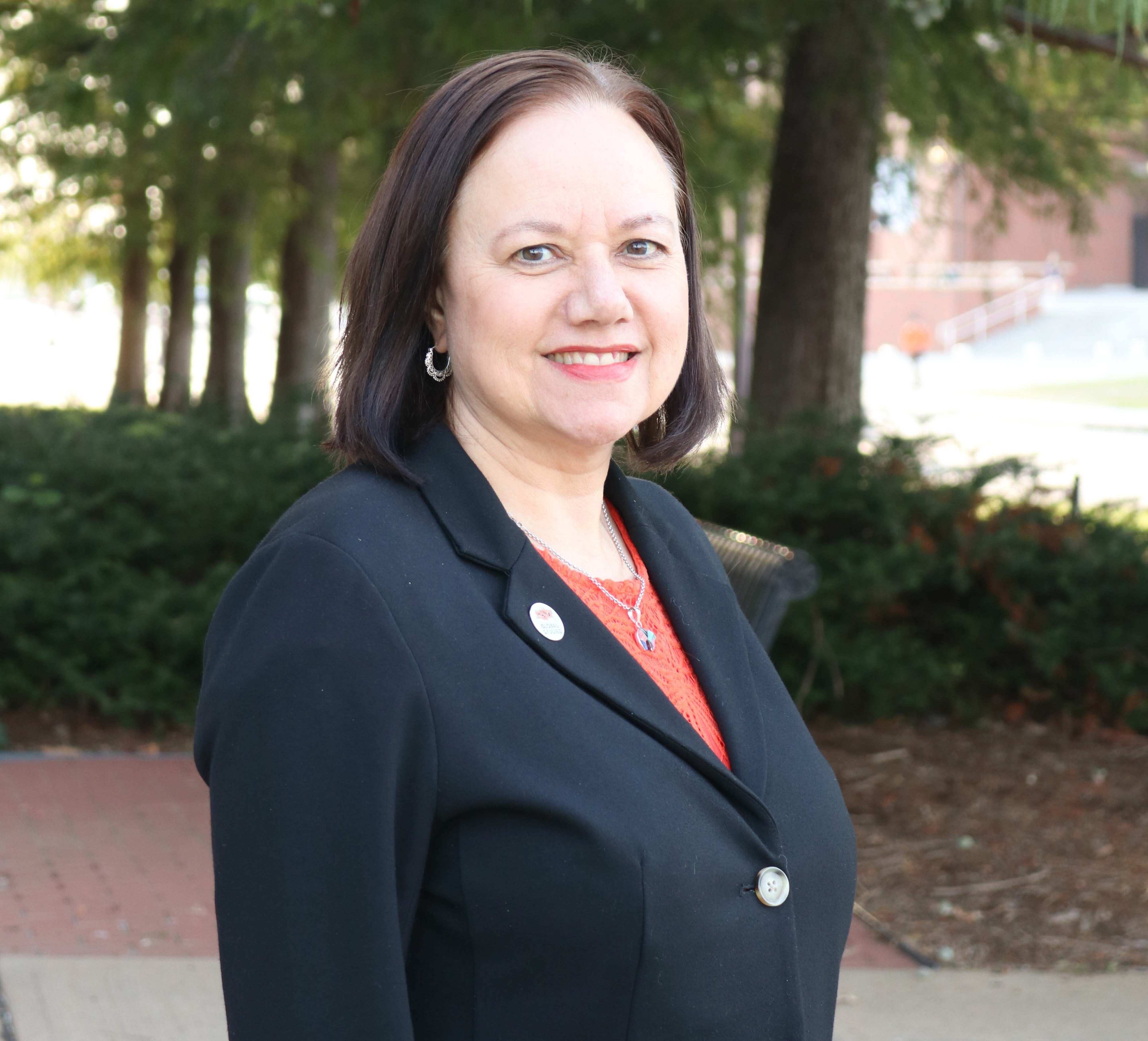 elisabeth-walker-staffphoto